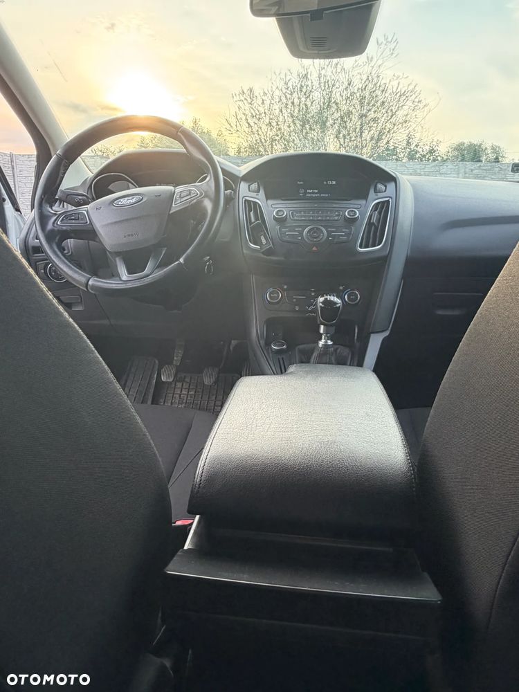 Ford Focus 1.5 TDCi Trend - 13