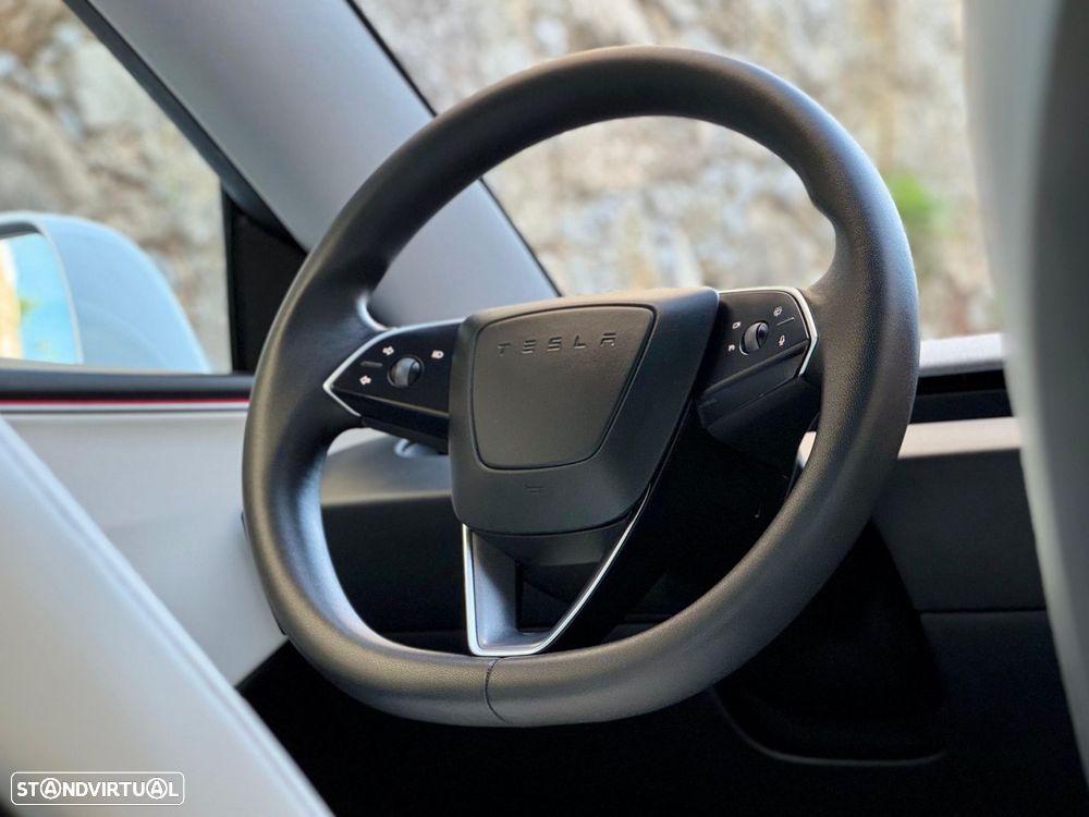 Tesla Model 3 Tração Traseira Premium - 35
