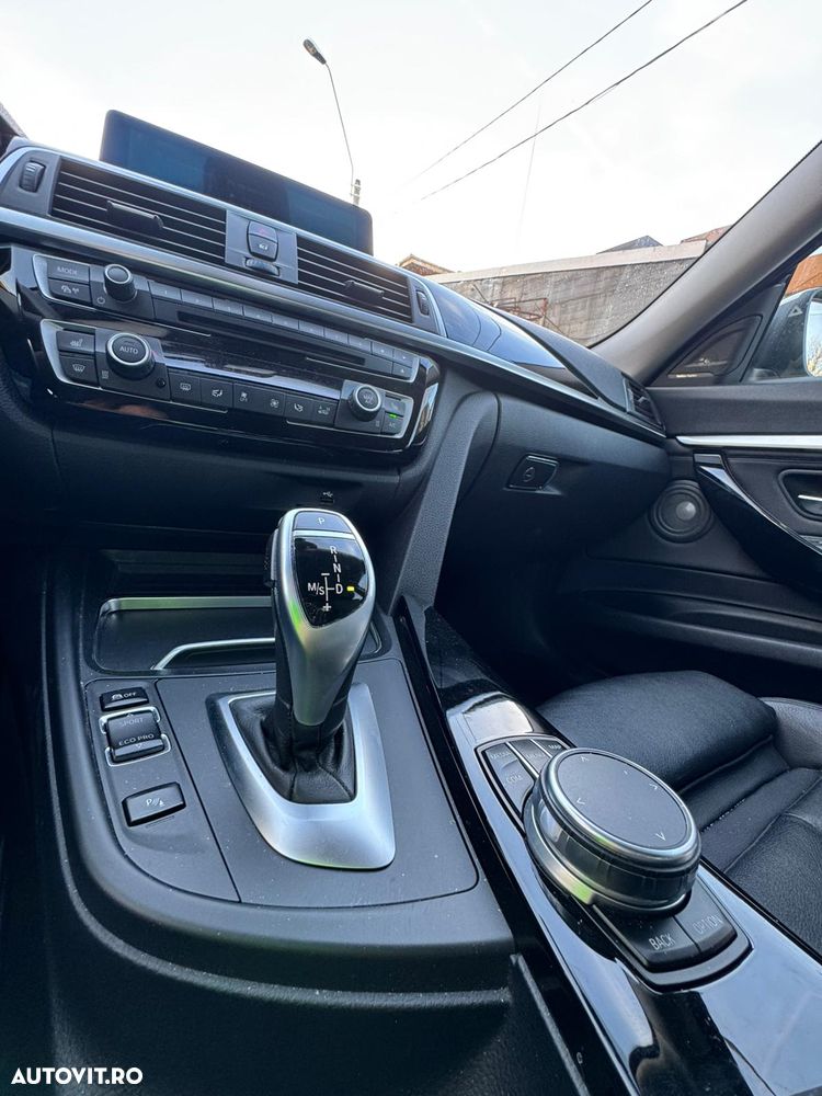 BMW Seria 3 320d xDrive Aut. - 12
