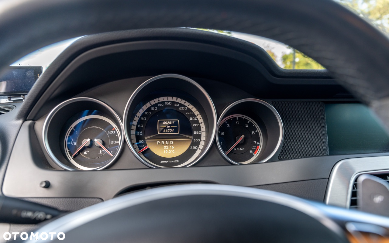 Mercedes-Benz Klasa C 63 AMG Coupe AMG SPEEDSHIFT MCT AMG Performance Package - 17