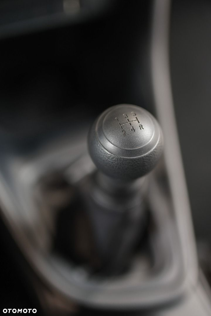 Toyota Yaris - 18