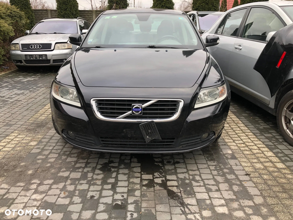 DRZWI LEWE PRZÓD TYŁ VOLVO S40 II 07r- KOD LAK. 452-46