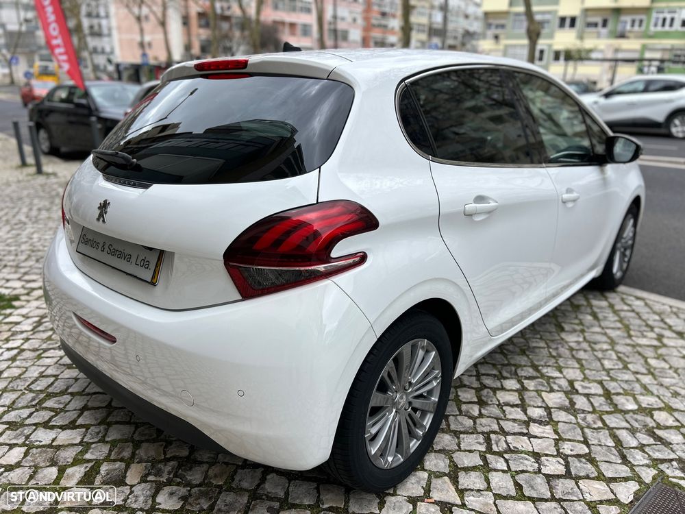 Peugeot 208 1.2 VTi Allure - 2