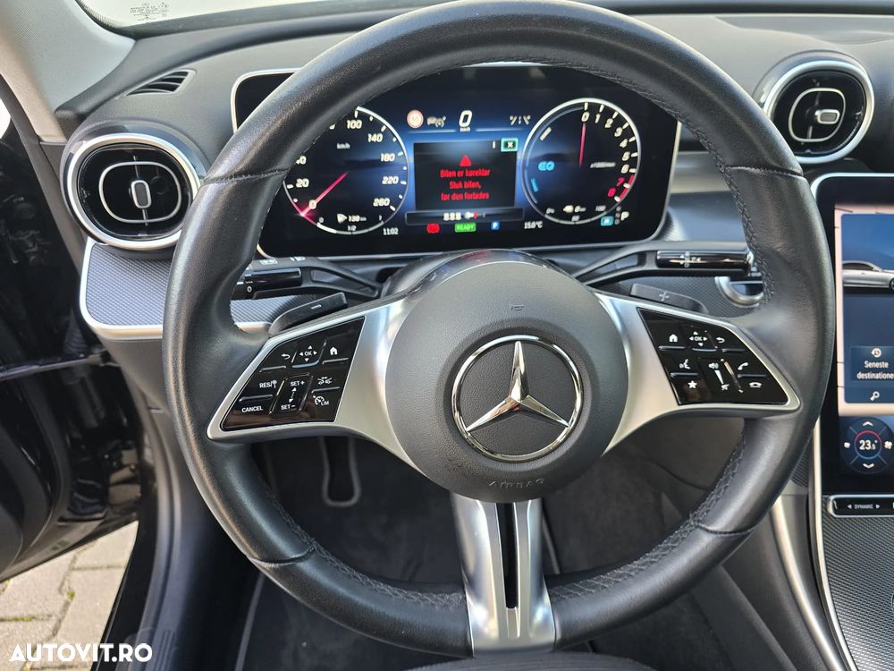 Mercedes-Benz C - 12