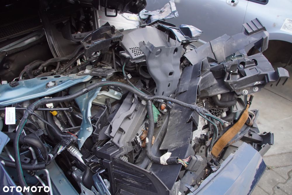 Auto na części - Dacia Bigster 1.8 Hybrid H5P260 DB1 TERRQ 2025R Silnik Skrzynia Drzwi Klapa Zderzak Błotnik Szyba Klamka Lampa Sterownik Moduł Czujnik Licznik Panel - 13