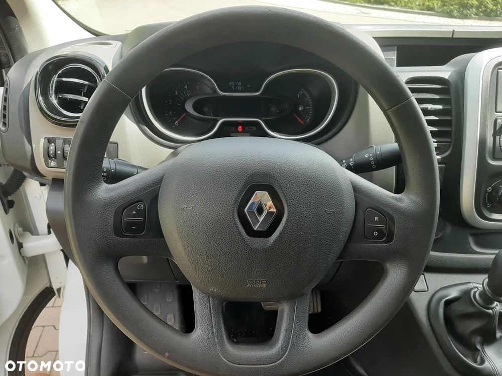 Renault Trafic - 14