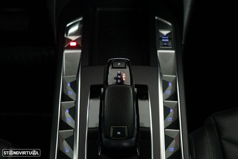 DS DS3 Crossback 1.2 PureTech Bastille EAT8 - 25