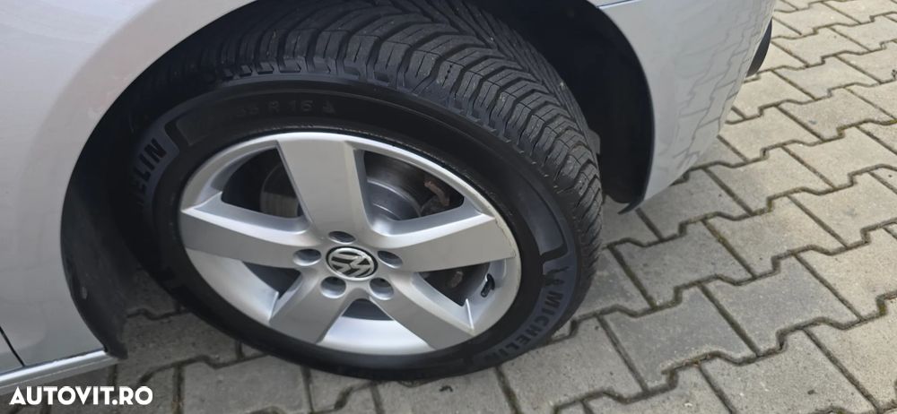 VOLKSWAGEN Golf 2012 — imagine 26