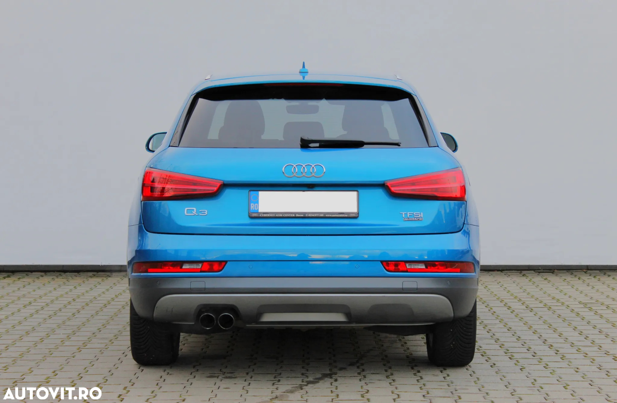 Audi Q3 2.0 TFSI Quattro Stronic Design - 4