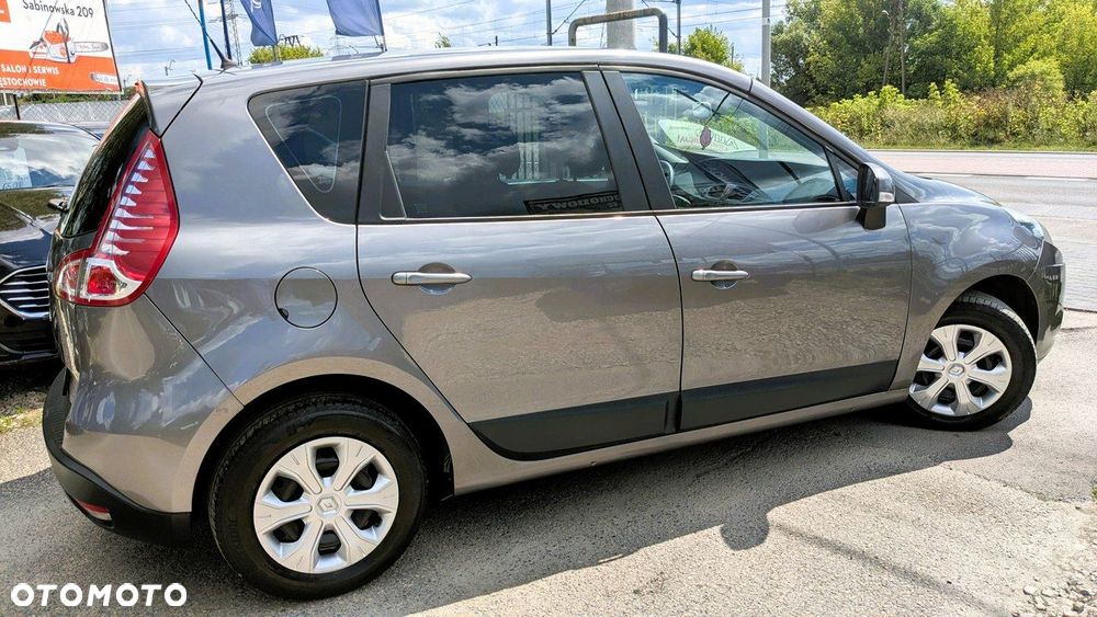 Renault Scenic - 8