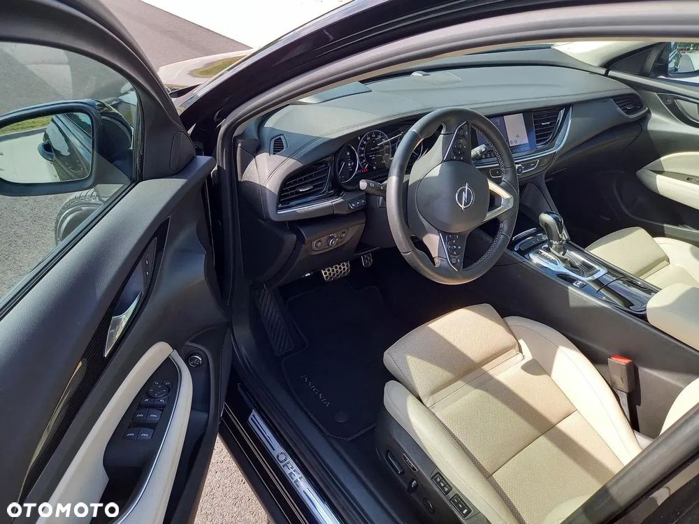 Opel Insignia 1.5 T Exclusive S&S - 21