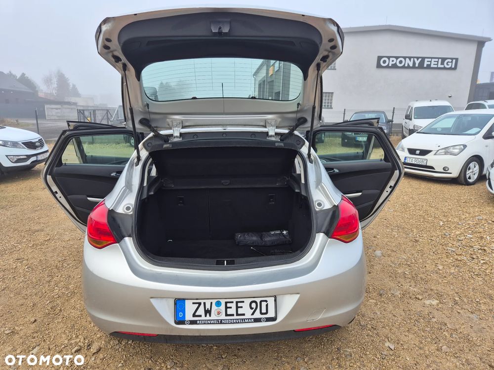Opel Astra 1.6 Active - 10