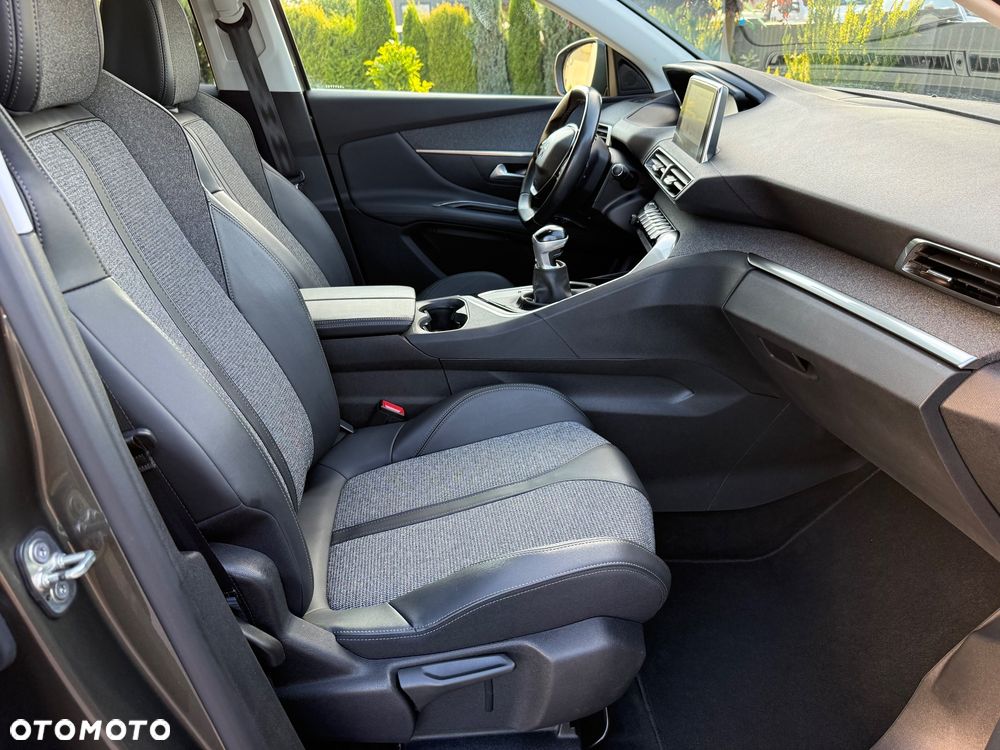 Peugeot 3008 BlueHDi 130 Stop & Start Allure - 19