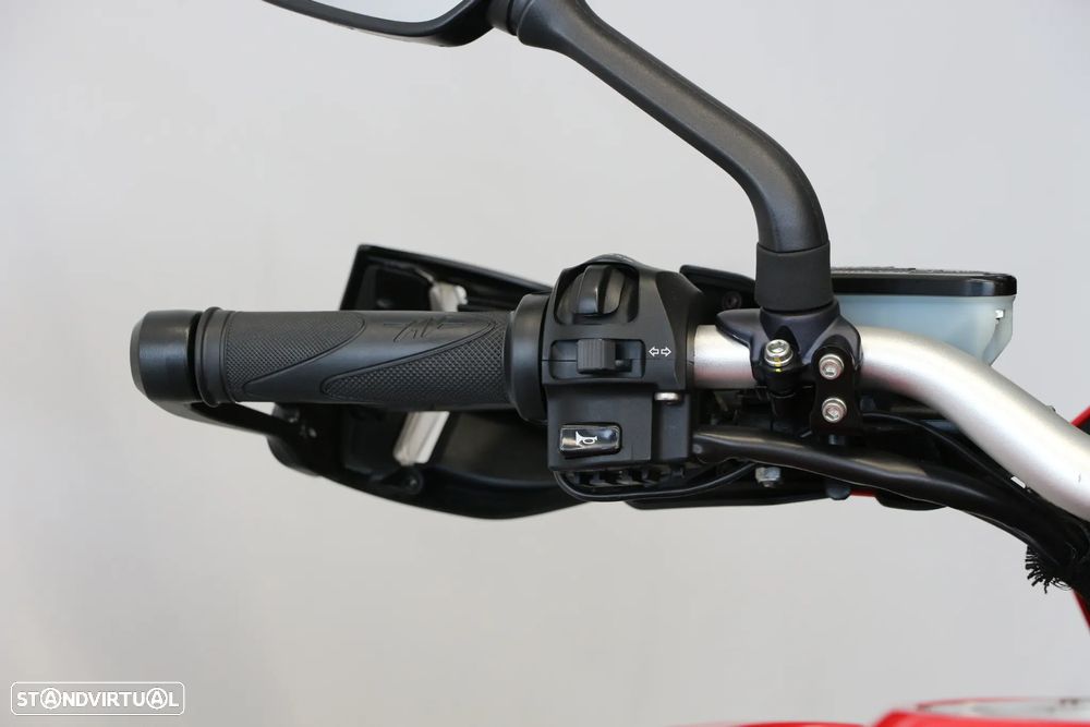 MV Agusta Turismo Veloce - 5