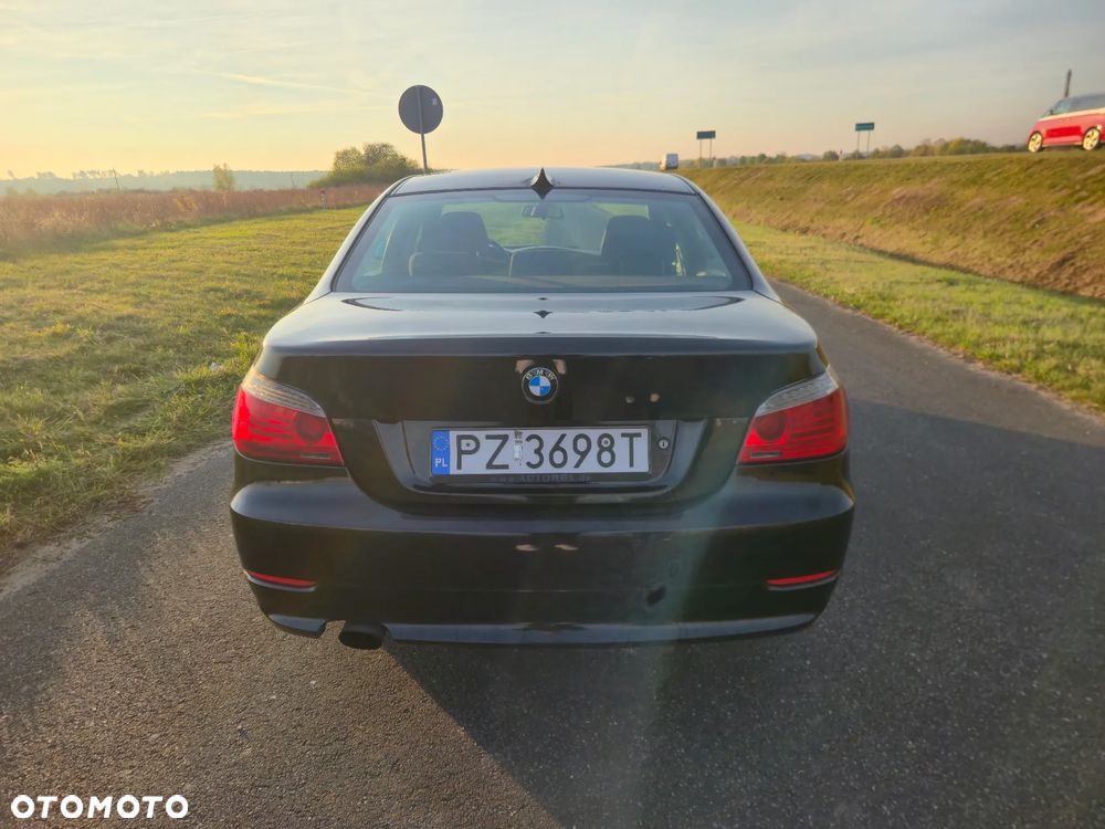 BMW Seria 5 520d - 5