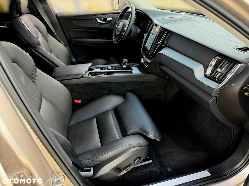 Volvo XC 60 - 23