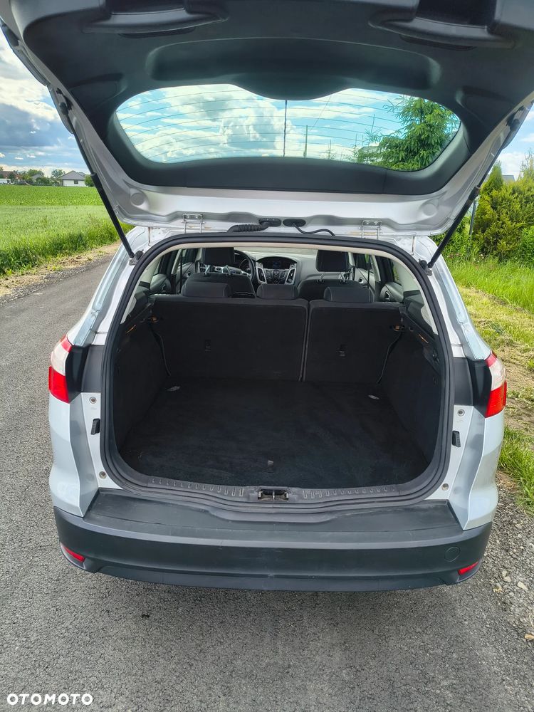 Ford Focus 1.6 TDCi DPF Champions Edition - 15