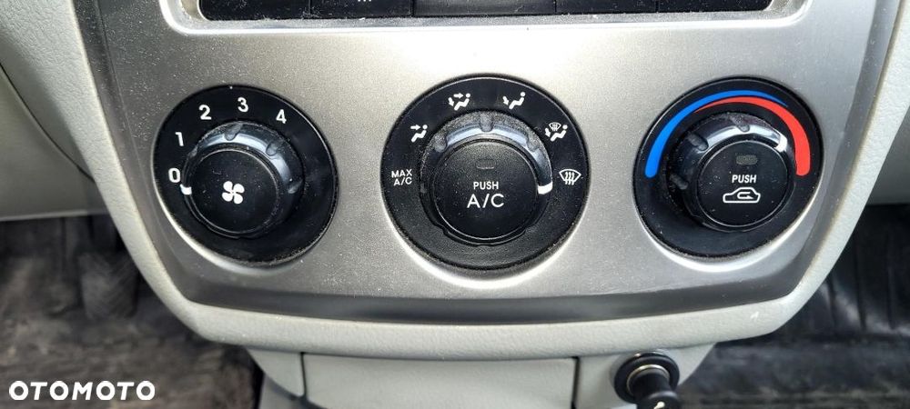 KIA CERATO 2006 panel nawiewu - 1