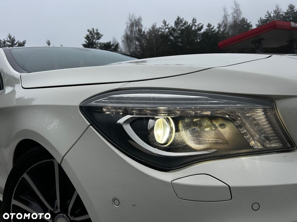 Mercedes-Benz CLA 220 d 7G-DCT Peak Edition - 24