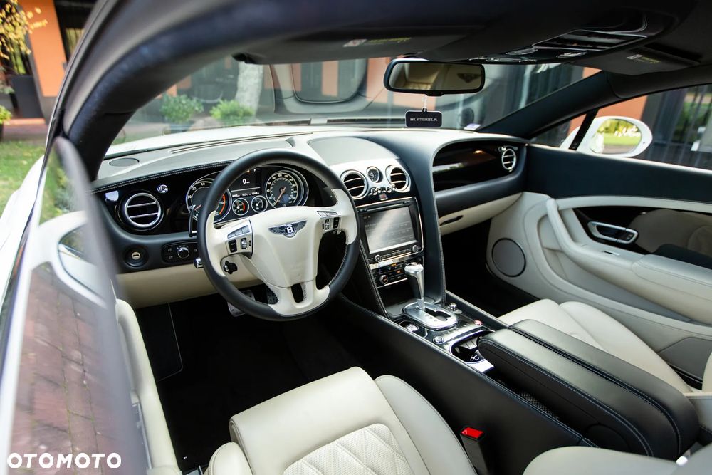 Bentley Continental GT - 20