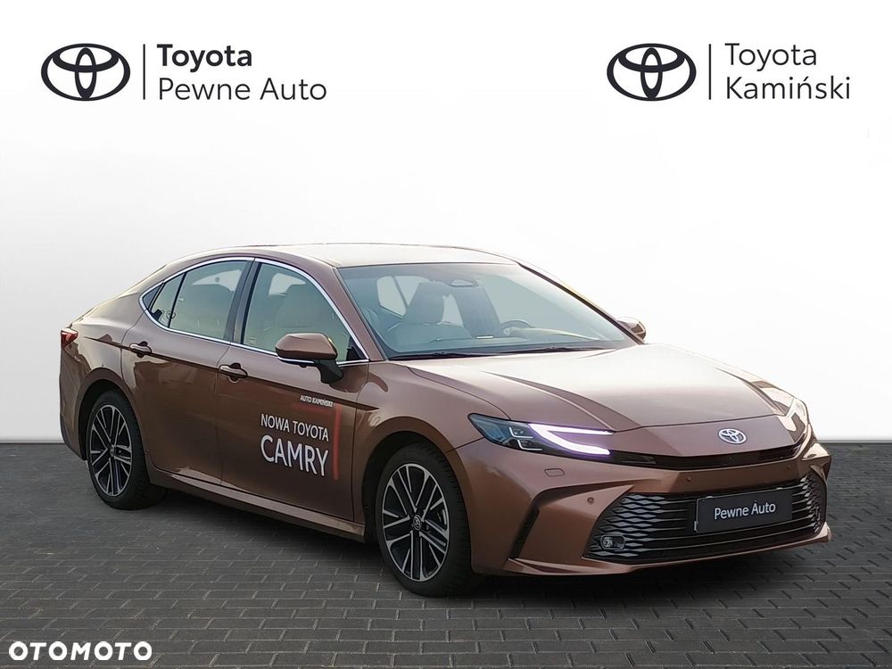 Toyota Camry - 7