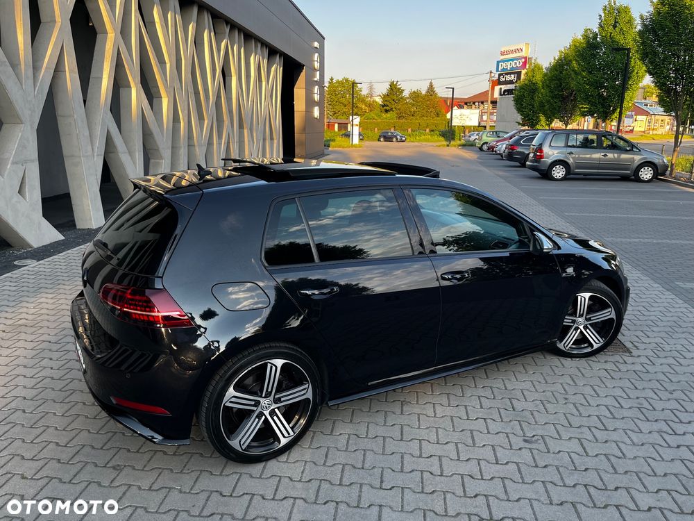 Volkswagen Golf - 13