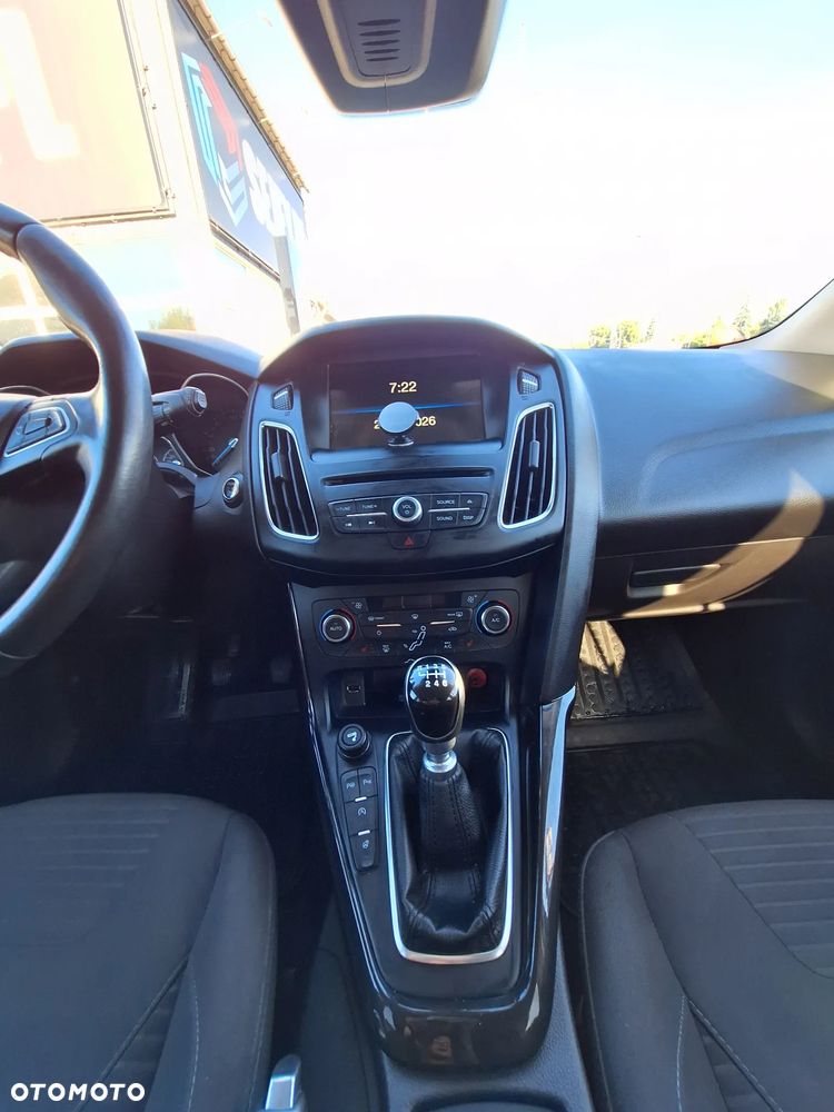 Ford Focus 1.5 EcoBoost Titanium ASS - 9