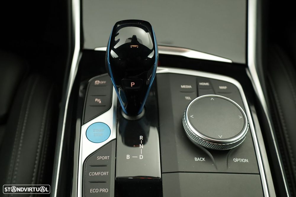 BMW i4 eDrive40 - 15