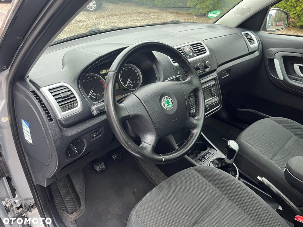 Skoda Roomster 1.6 16V - 9