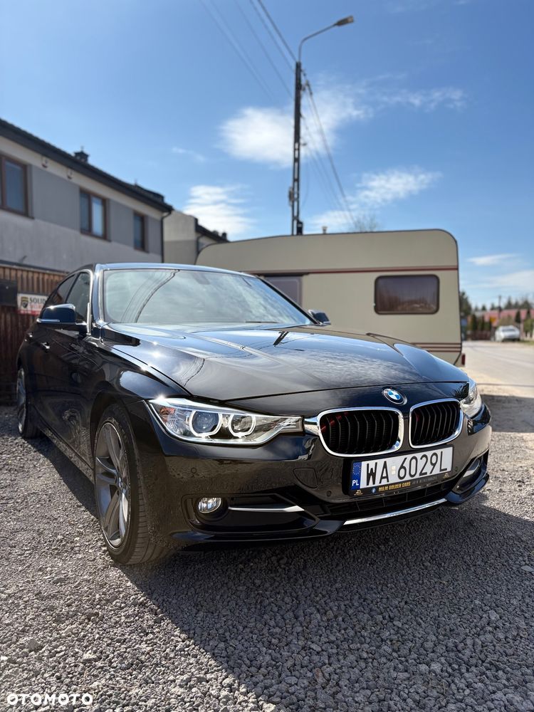 BMW Seria 3 328i Sport Line - 4