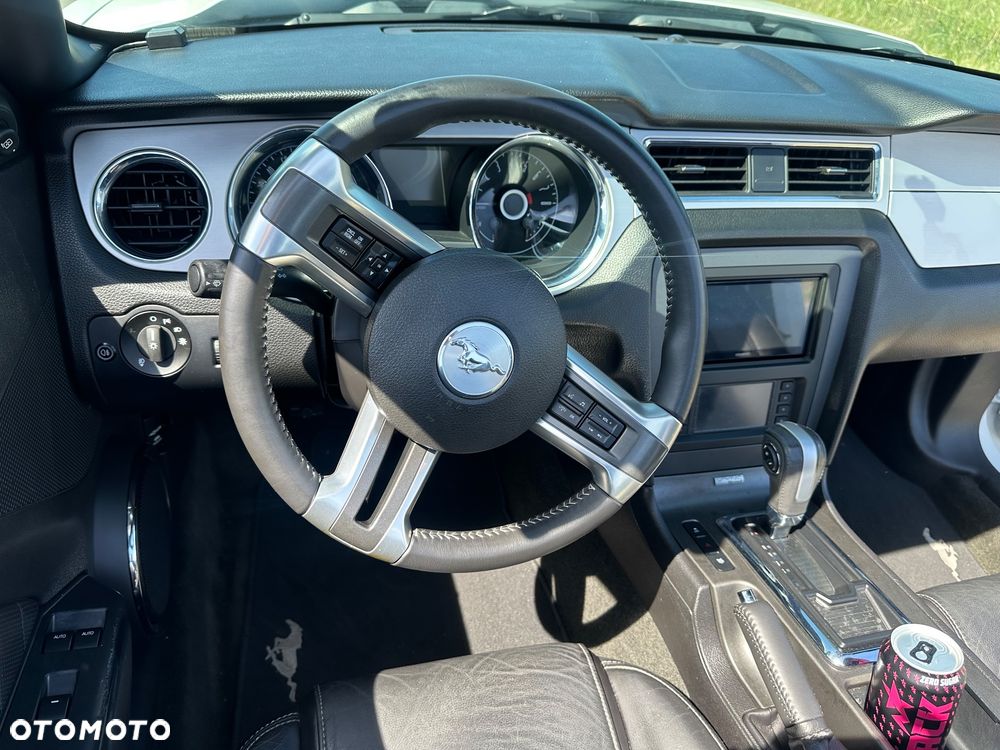 Ford Mustang 3.7 V6 Premium - 14