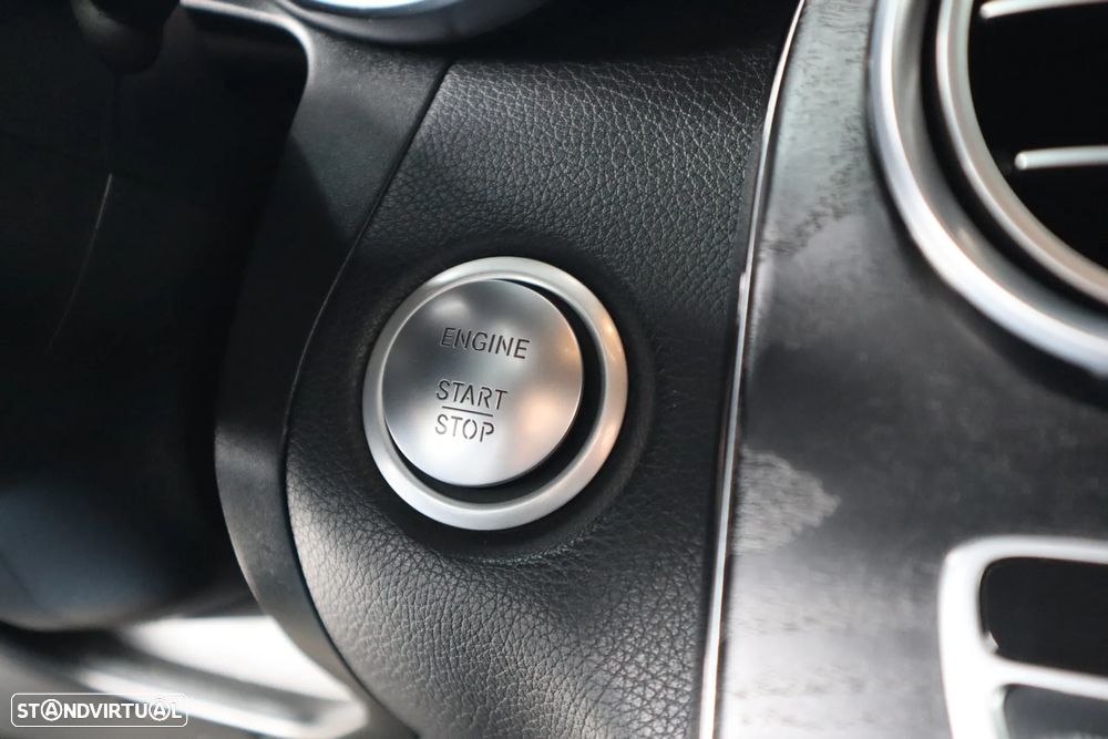 Mercedes-Benz GLC 250 d 4Matic 9G-TRONIC AMG Line - 25