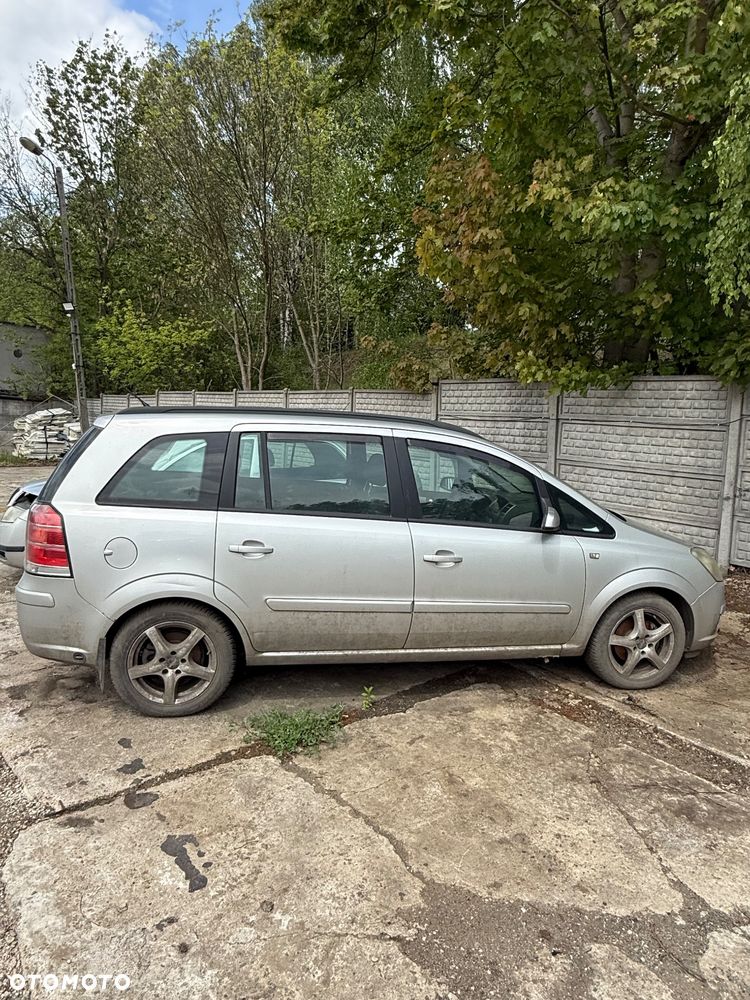 Opel Zafira B na części - 2