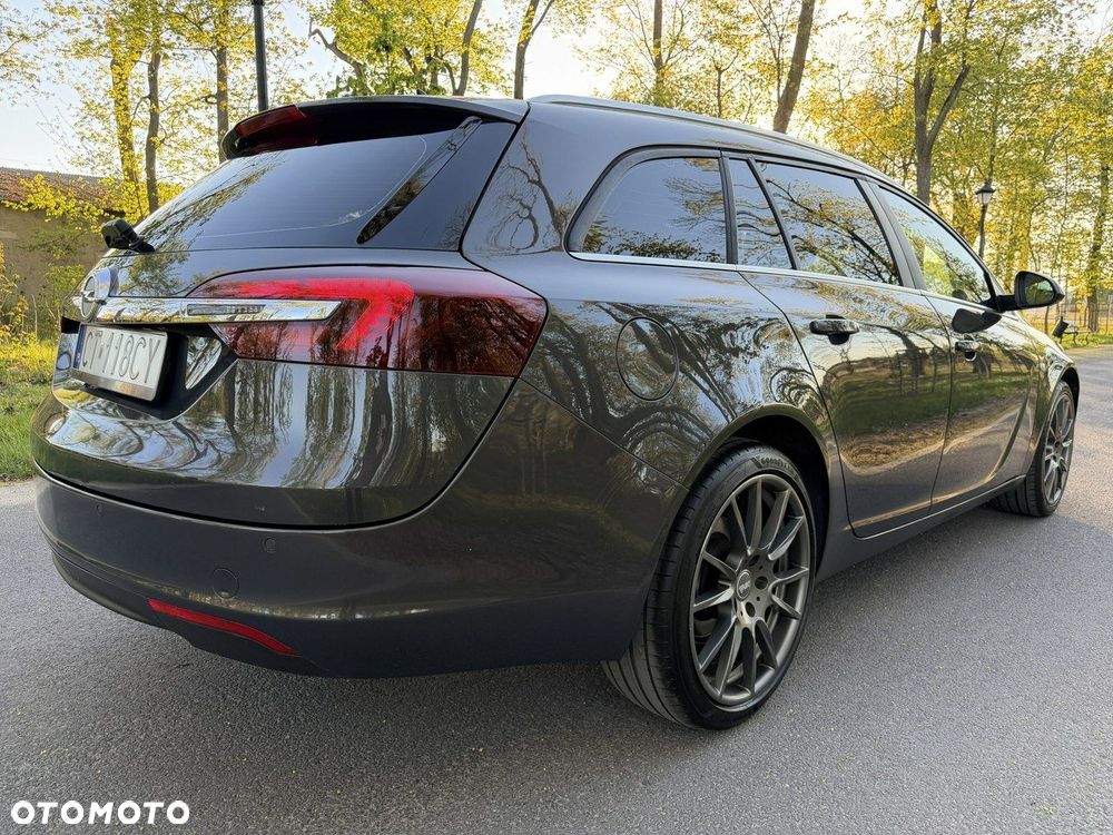 Opel Insignia - 10