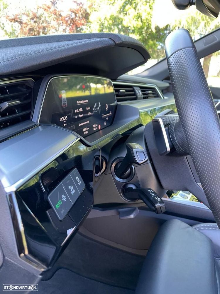 Audi e-tron Sportback 55 quattro S line - 16