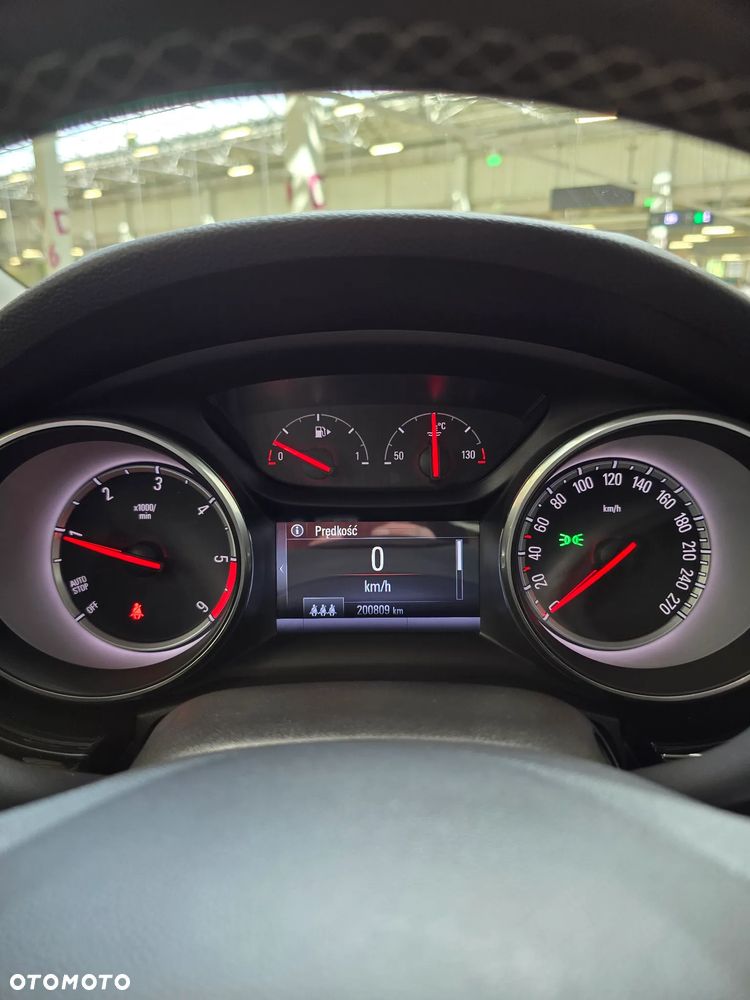 Opel Astra 1.6 CDTI Elite S&S - 8
