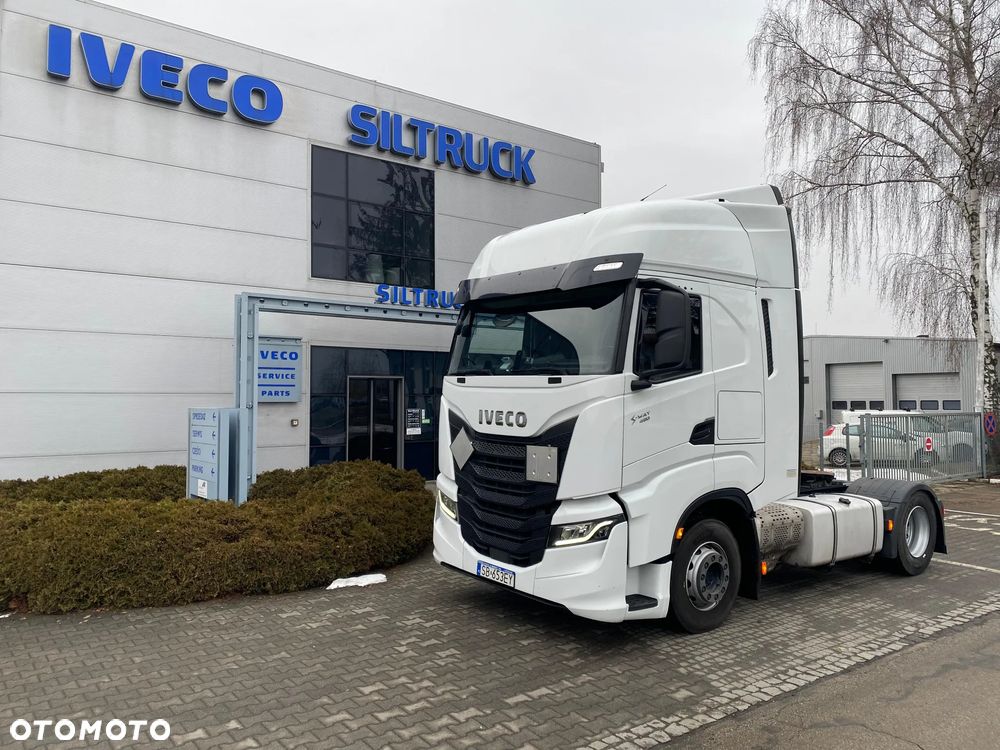 Iveco S-WAY AS440S49T/P (STANDARD) - 2