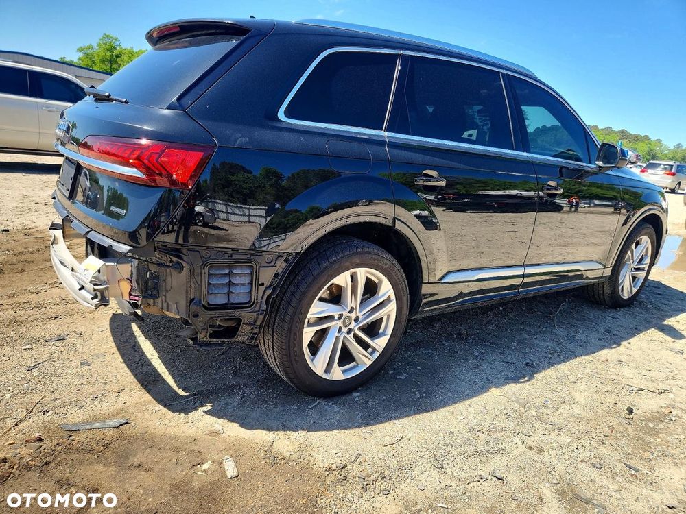 Audi Q7 3.0 TFSI Quattro Tiptronic - 5