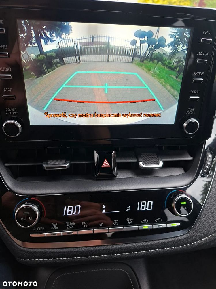 Toyota Corolla 1.8 Hybrid Comfort - 27