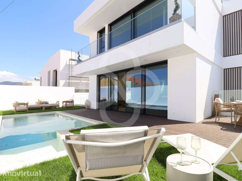 Moradia T4 isolada com piscina situada em Murches Alcabideche Cascais - Grande imagem: 2/53