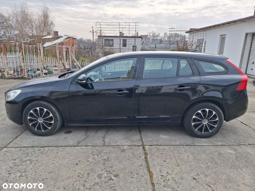 Volvo V60 D2 Edition - 4