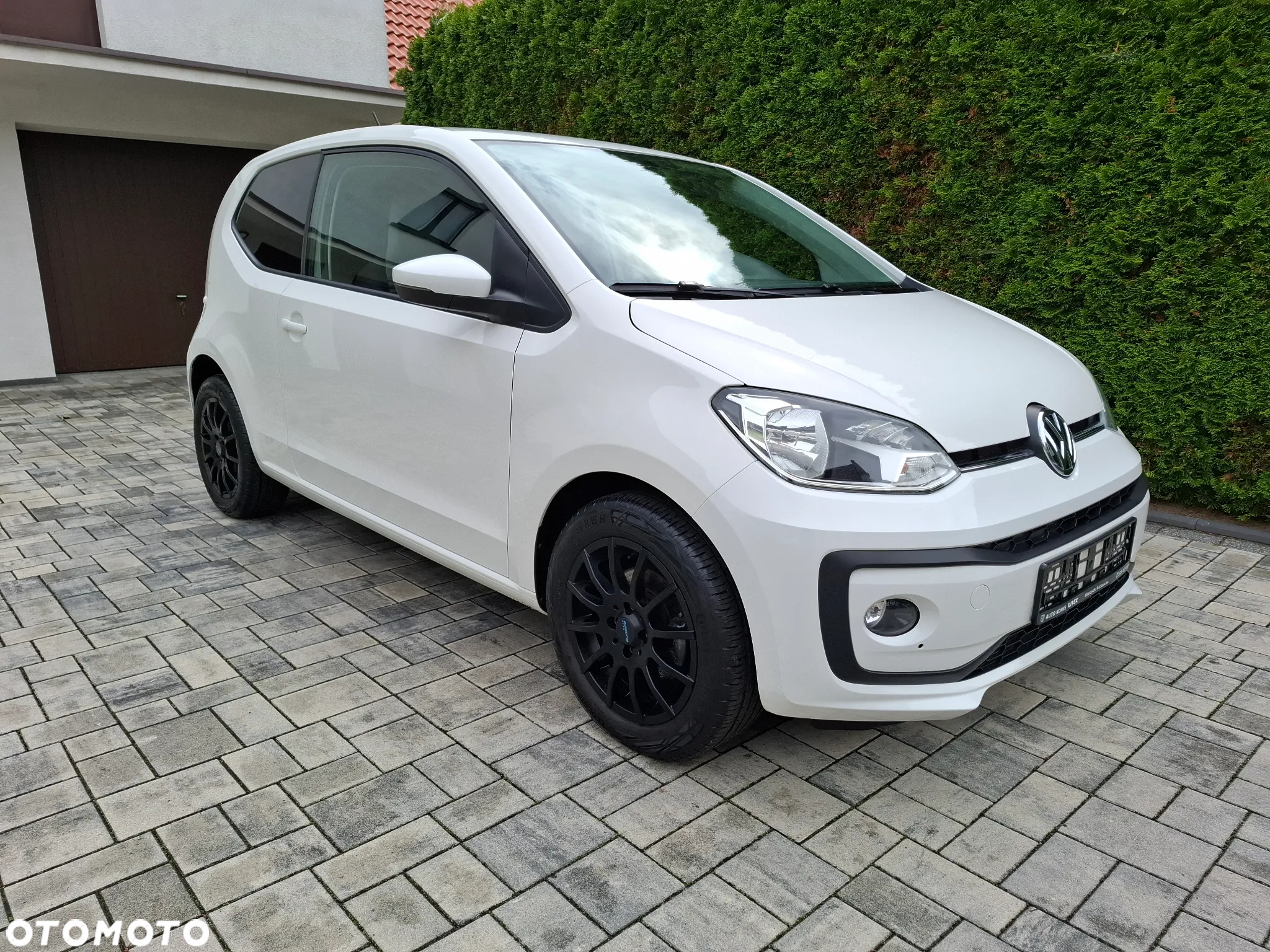 Volkswagen up! - 3