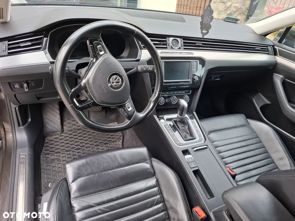 Volkswagen Passat 2.0 TDI BMT Highline DSG - 19