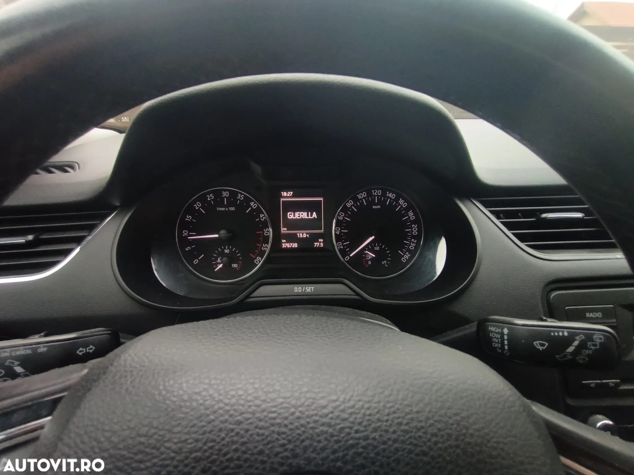 Skoda Octavia 2.0 TDI ELEGANCE - 9