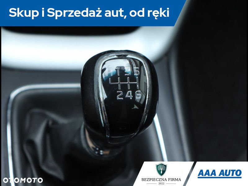 Kia Ceed - 14