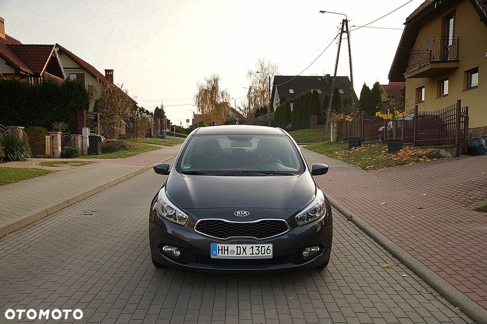 Kia Ceed 1.4 CVVT Attract - 11