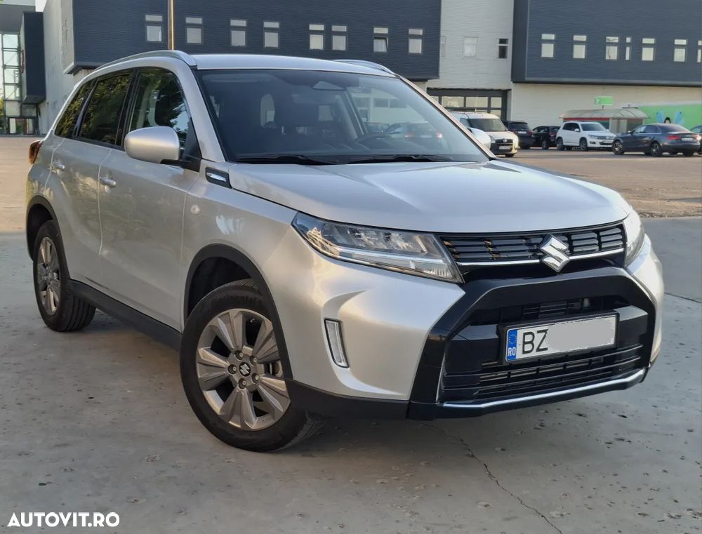 Suzuki Vitara 1.4 Boosterjet MHEV Passion - 4