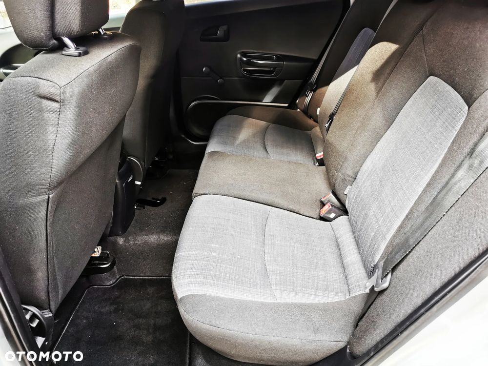 Kia Ceed 1.4 CVVT Attract - 11