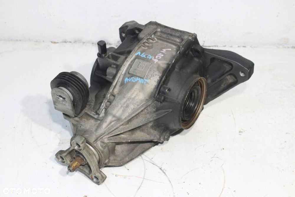 Most Dyferencjał Mercedes W205 1.6 CDI 2053508607 - 2