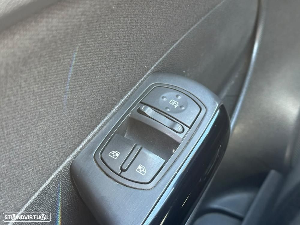 Opel Corsa Van 1.3 CDTi IVA Dedutível - 18